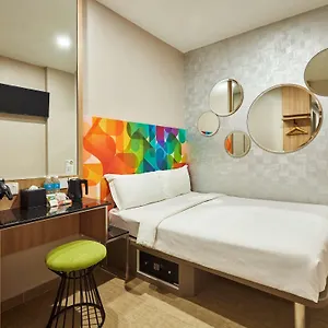Ibis Budget Clarke Quay Otel