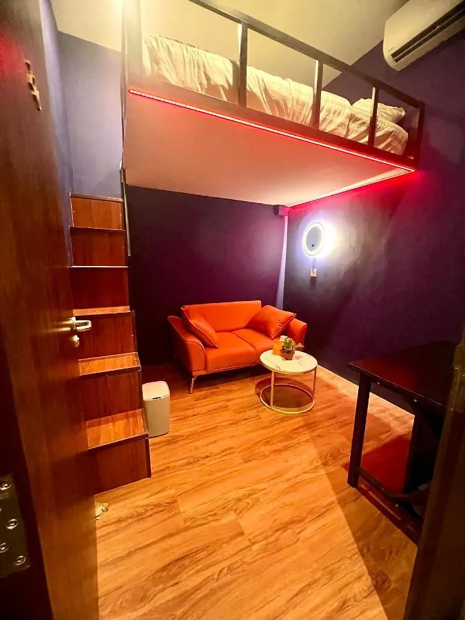 Arena Esports Hotel @ Bugis Village Singapore 3*,